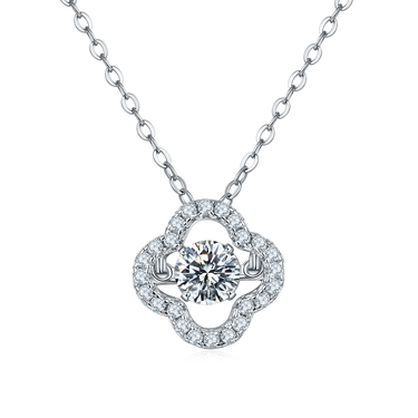 0.5 CT Clover Pendant Necklace